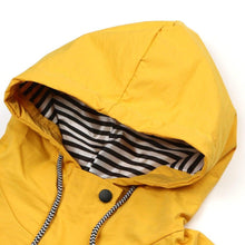 Afbeelding in Gallery-weergave laden, "Alena" Modische Herbstjacke