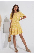Afbeelding in Gallery-weergave laden, "Daria" Lässiges Blümchenkleid