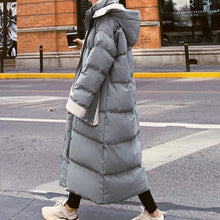 Afbeelding in Gallery-weergave laden, "Marta" Warme Winterjas