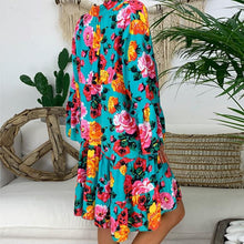 Afbeelding in Gallery-weergave laden, &quot;Carla&quot; Designer-Kleid mit Floralprint
