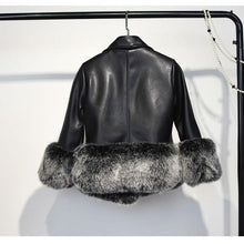 Afbeelding in Gallery-weergave laden, &quot;Adele&quot; Elegante Lederen Jas
