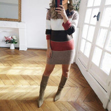 Afbeelding in Gallery-weergave laden, &quot;Joy&quot; Gestreiftes Strickkleid
